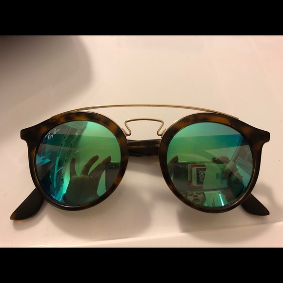 Ray-Ban Accessories - AUTHENTIC RAY BANS!!!! Amazing condition